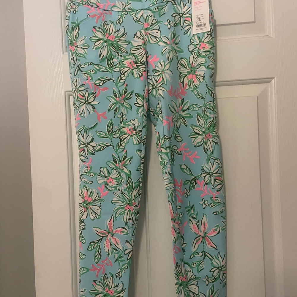 Lilly Pulitzer Blue and Pink Corso Floral Pants Pattern-Lil Sun of the Bun Golf